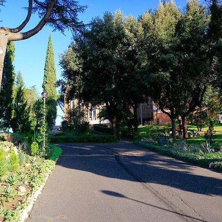 Casa Per Ferie Jpii Dom Polski 로마 외부 사진